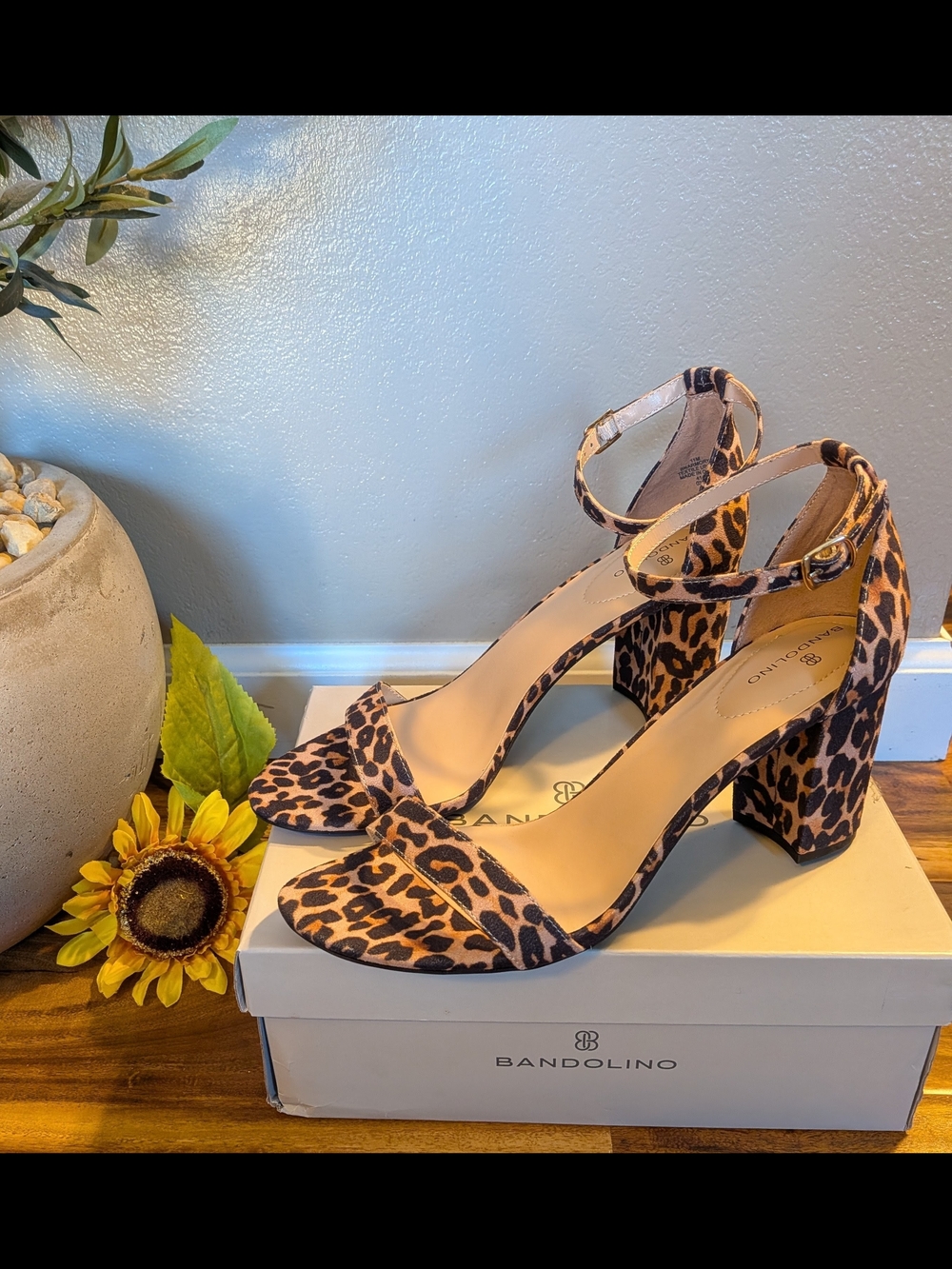 Bandolino Women's Armory Leopard Block Heel Dress Sandals Sz 11 - NIB